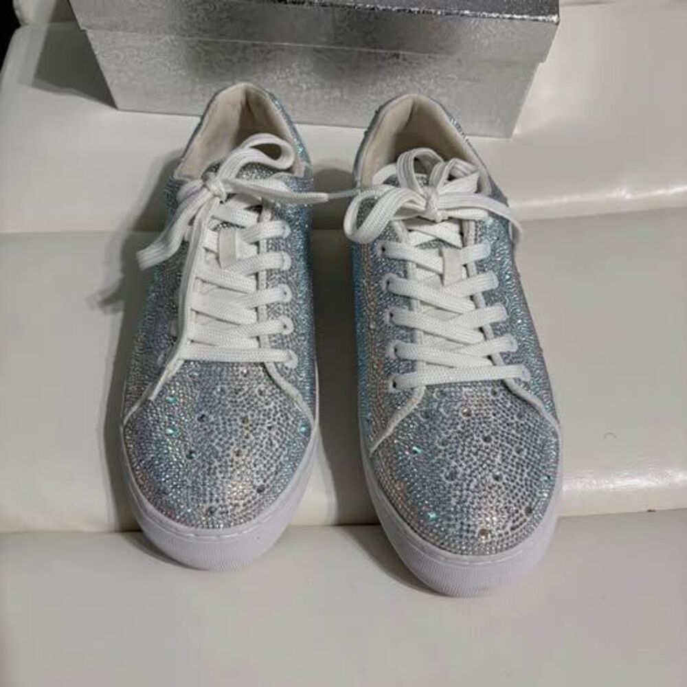 Suokdil Sparkle Rhinestone Sneakers – Women’s Size 9
